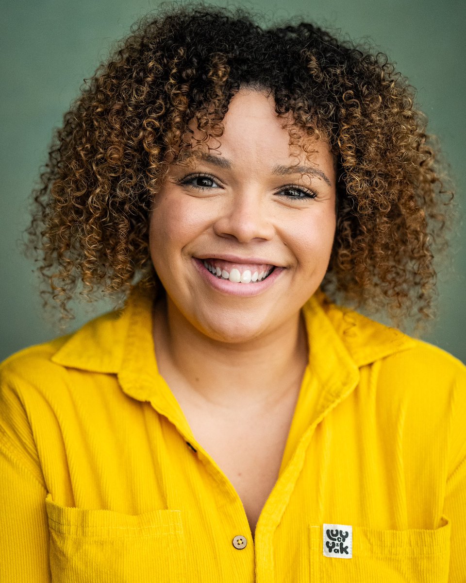 Zweyla's tweet photo. Got some new headshots and I love them https://t.co/djX8Xt7ELL