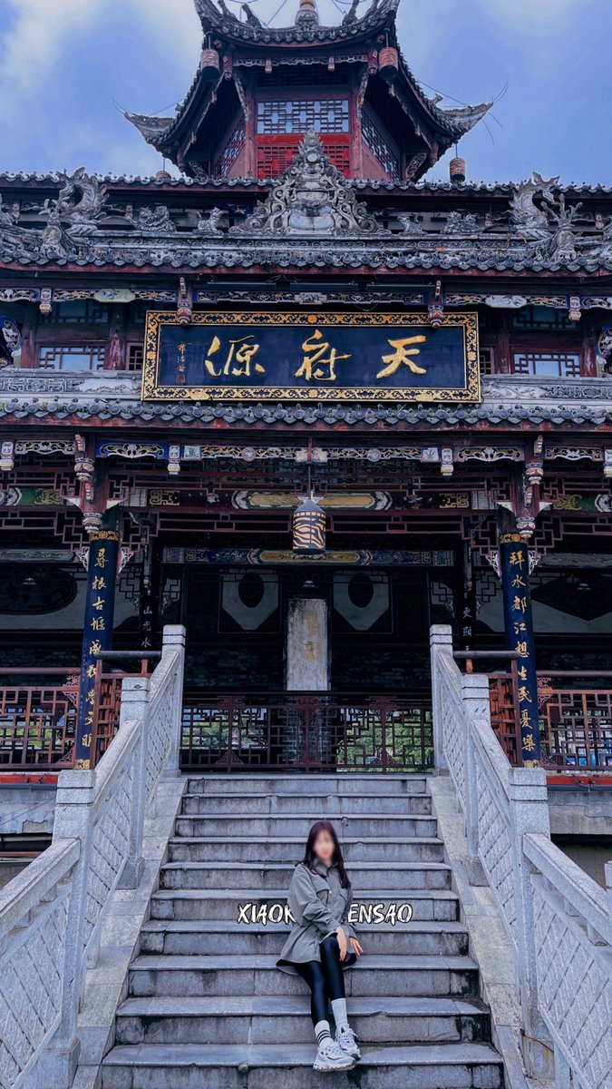 我的反差照来咯
我老公说我骚起来
没有人能比得上
你觉得呢？
📷：@xiaokeai0535 https://t.co/onNqZY4h8W