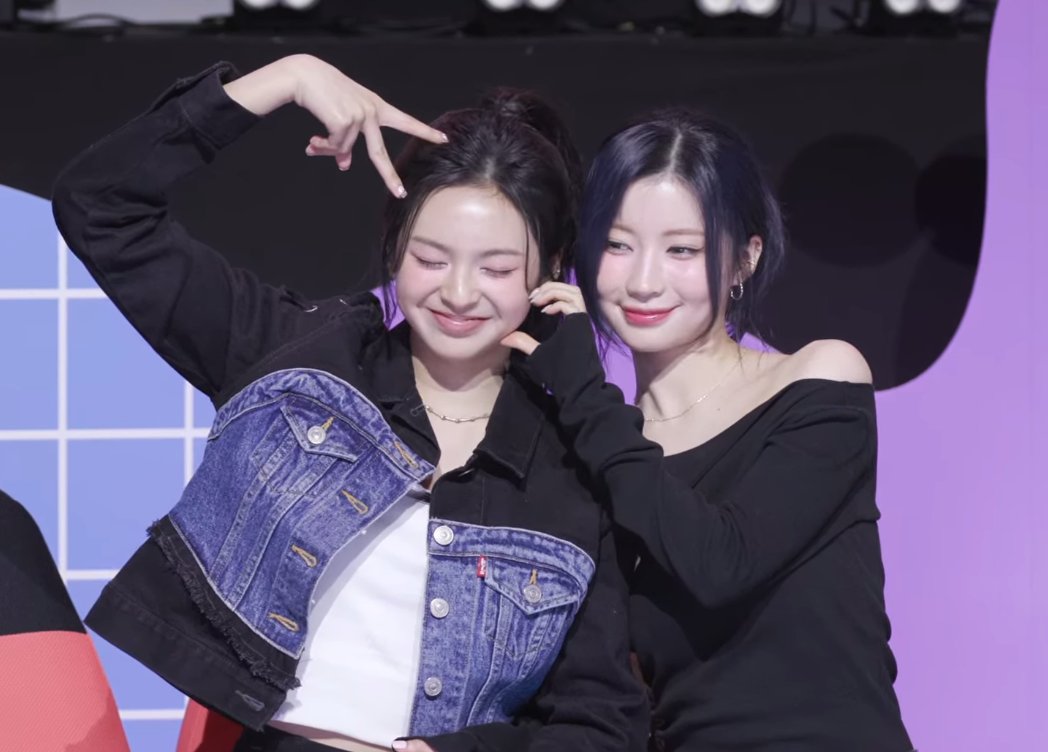 _ChiquitaBrasil's tweet photo. 🎥 | #CHIQUITA e Asa no Radar Live.

BAEMON ON RADAR LIVE
#RadarLivexBABYMONSTER
#BABYMONSTER #베이비몬스터 
@YGBABYMONSTER_ https://t.co/s3iq2mCLx2