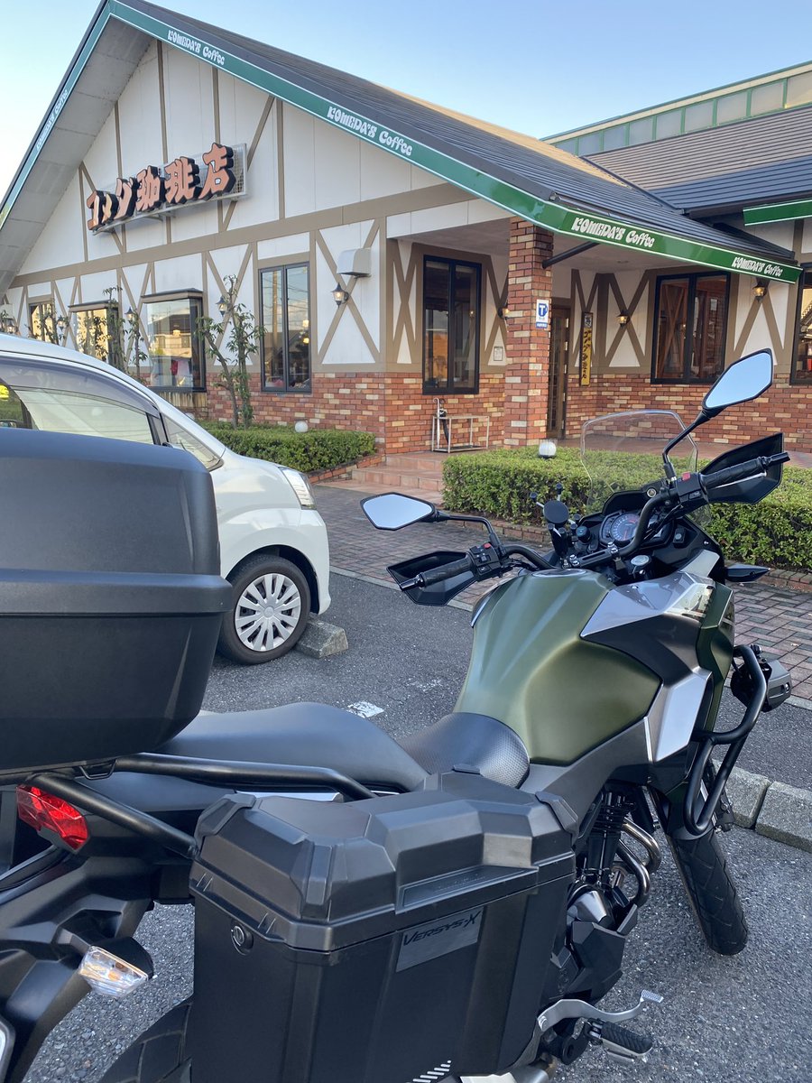 tarock4ag's tweet image. 展望台でホラ貝持った人が上手く吹けてなくてピーヒョローって音が響き渡るのが可笑しくて笑ってしまった🤣
気温10度、まだまだ乗れる #versys-x 250