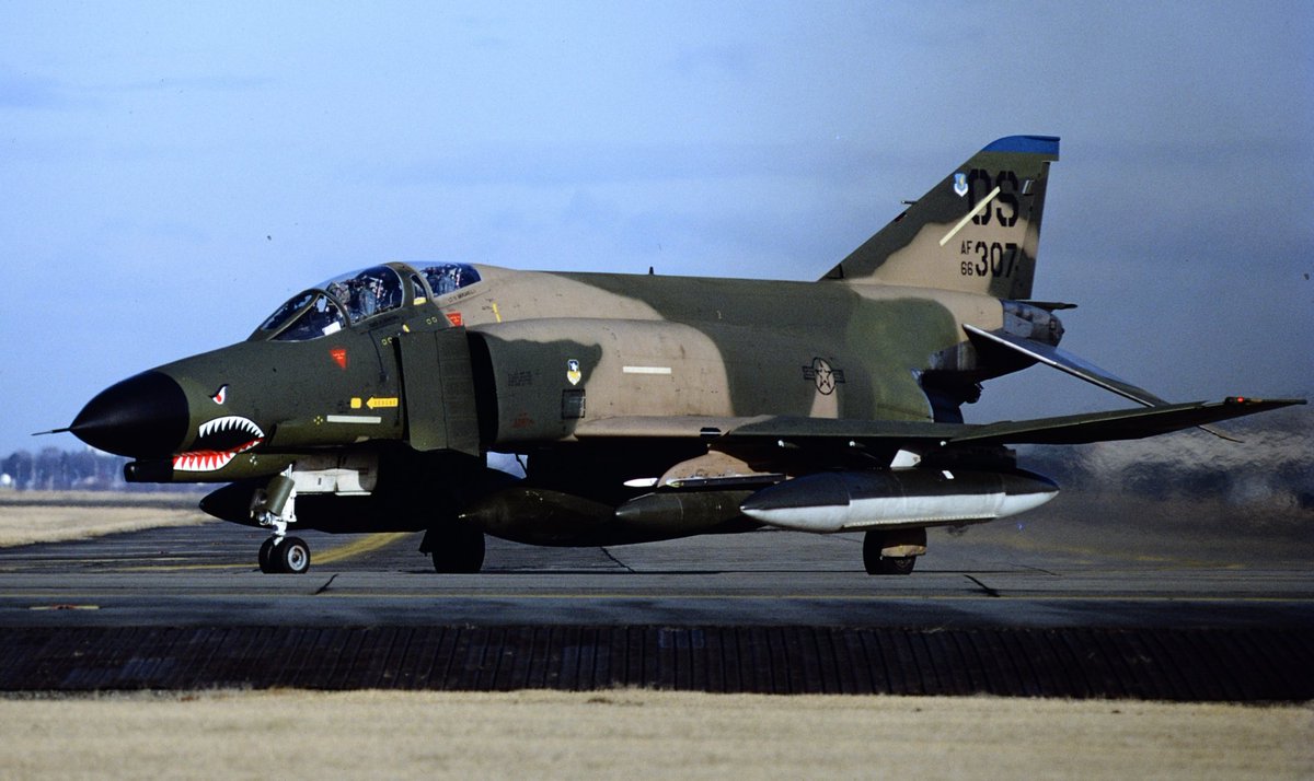 headdancer7's tweet image. #いいニコンの日
Kodachrome KM25、1982。