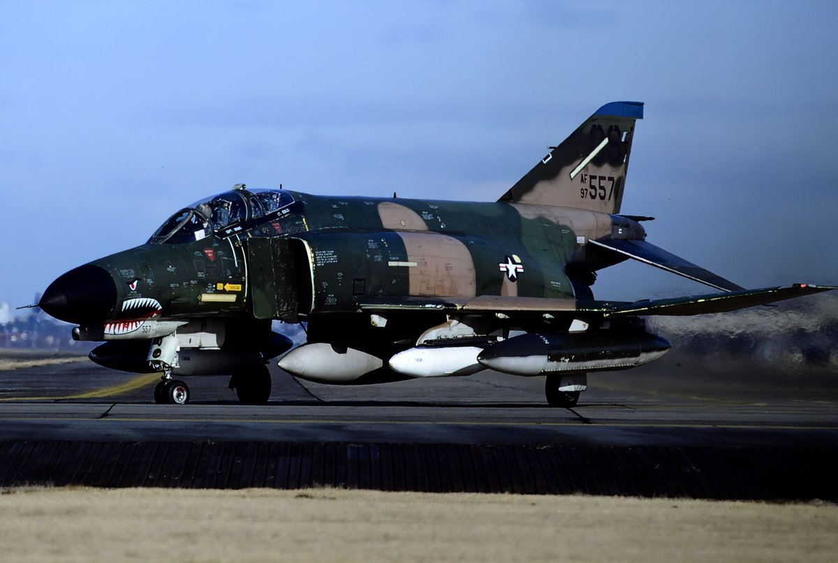 headdancer7's tweet image. #いいニコンの日
Kodachrome KM25、1982。