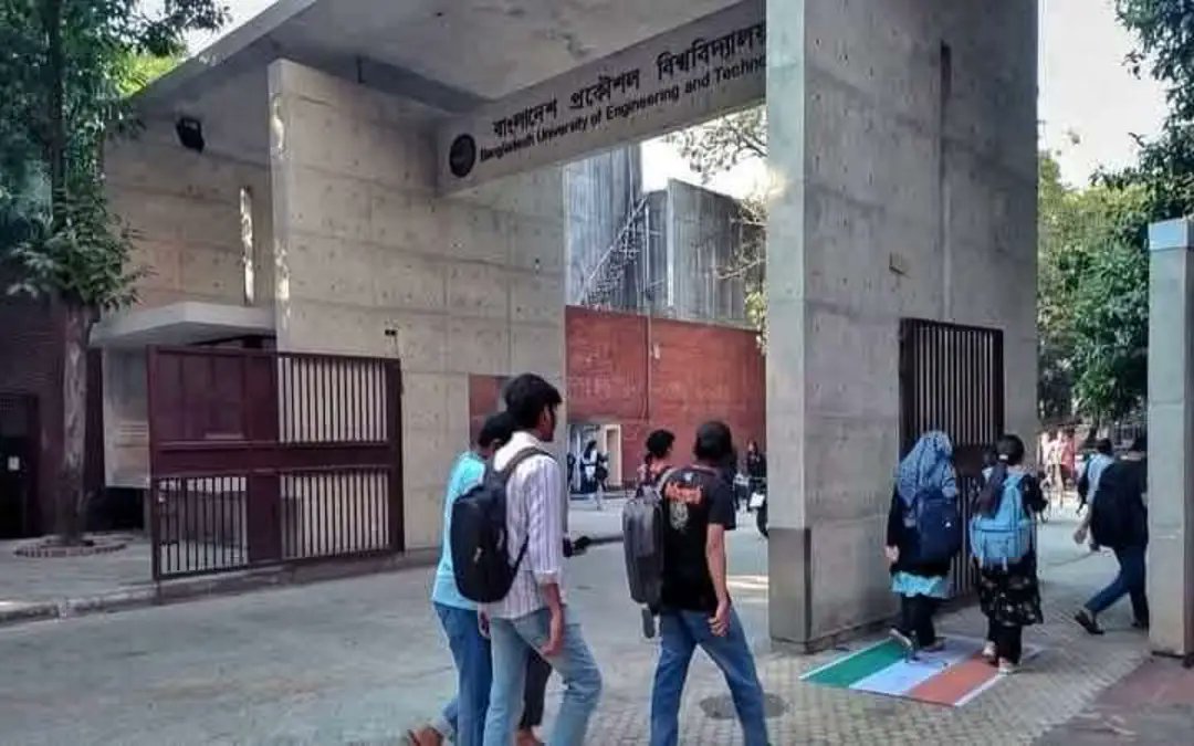 revolt_71's tweet image. Well done BUET ✊

India is the number 1 enemy of Bangladesh. 

#IndiaOut