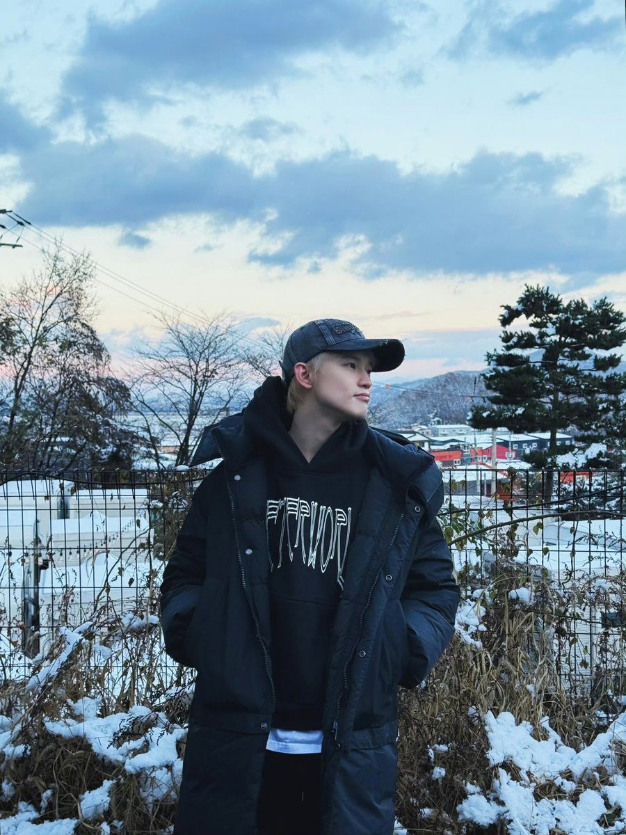 cjsfjwhgdk's tweet photo. 뭐지ㅎㅎㅎㅎㅎㅎㅎㅎㅎㅎㅎ https://t.co/FsMUkh6YoO