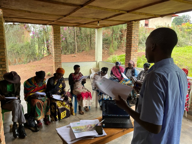 NjengaGreens's tweet photo. Growing our impact! we are excited to continue our training program with @MedicusMundi, now focusing on organic fertilizer production for 4 cooperatives in Kamonyi. Let's empower communities and build a sustainable future together! #Organicfarming #Sustainability #Agriculture https://t.co/iXnR2Ohbi4