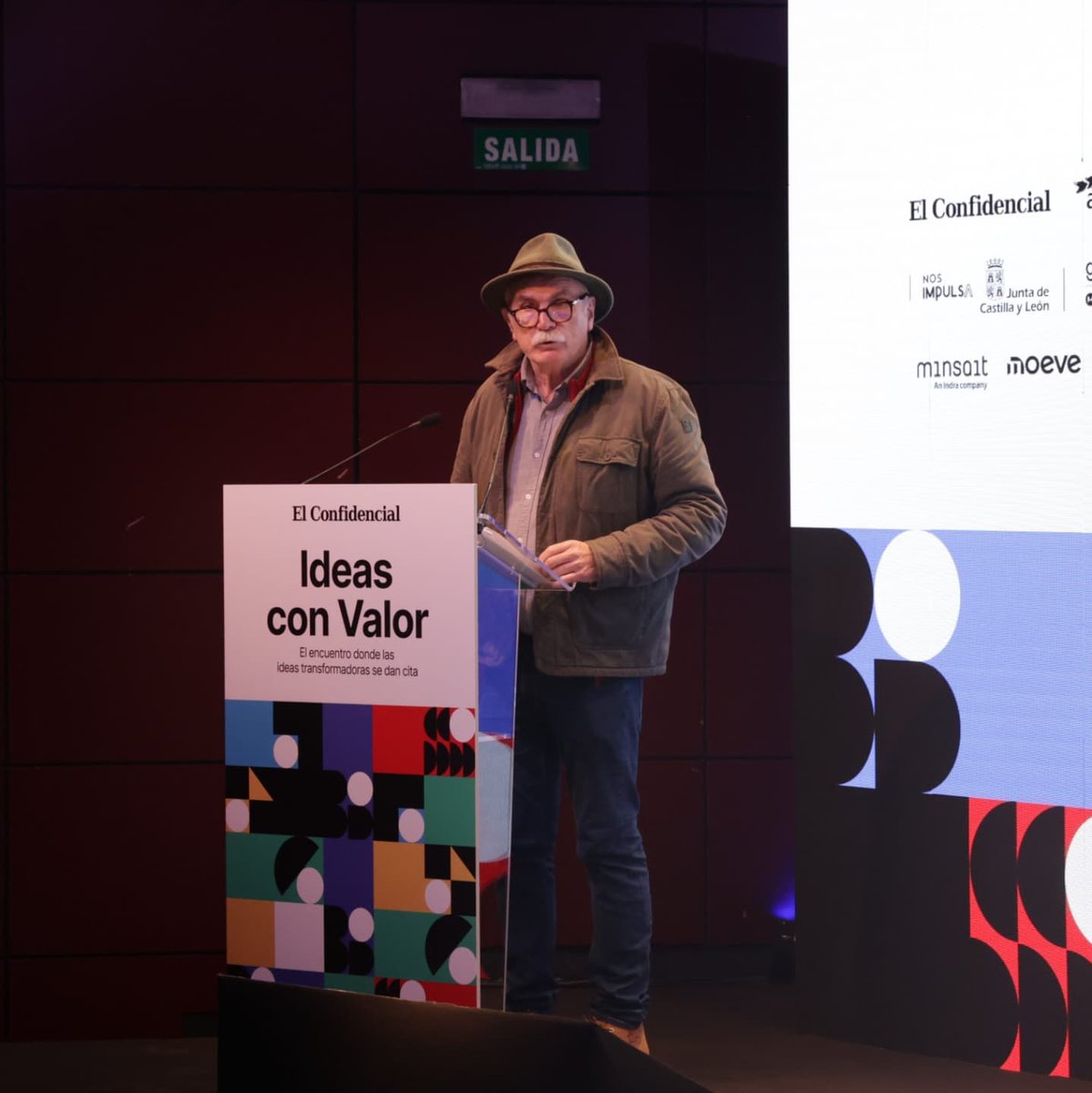 eudaldcarbonell's tweet photo. Hoy he participado en el fòrum #IdeasConValor24 de @elconfidencial donde he intenado compartir mis ideas sobre el futuro de la humanidad y nuestra evolución.
Muchas gracias por brindarme esta oportunidad.
#futuro #especie #humanos #transhumanos #koine #protolenguaje https://t.co/SO8VSc9bo7