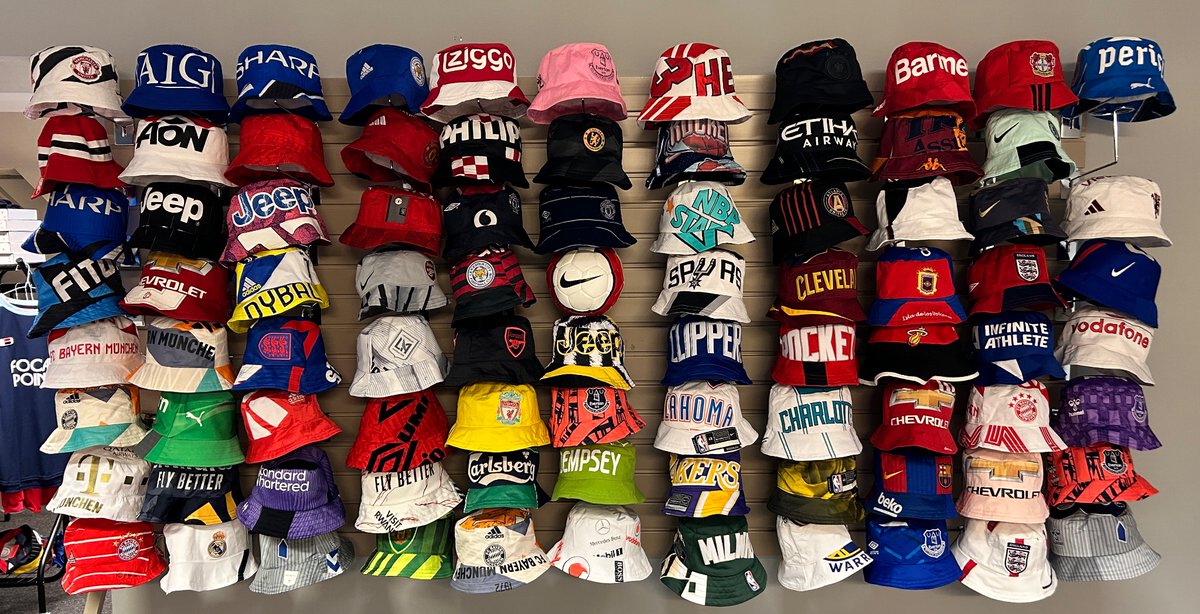 Competition time! Win a custom upcycled bucket hat! 

To enter

1- Follow
2- Like/ Rt
3- Comment with which hat you want from the photo! 

See all bucket hats: casualfootballshirts.co.uk/collections/bu…