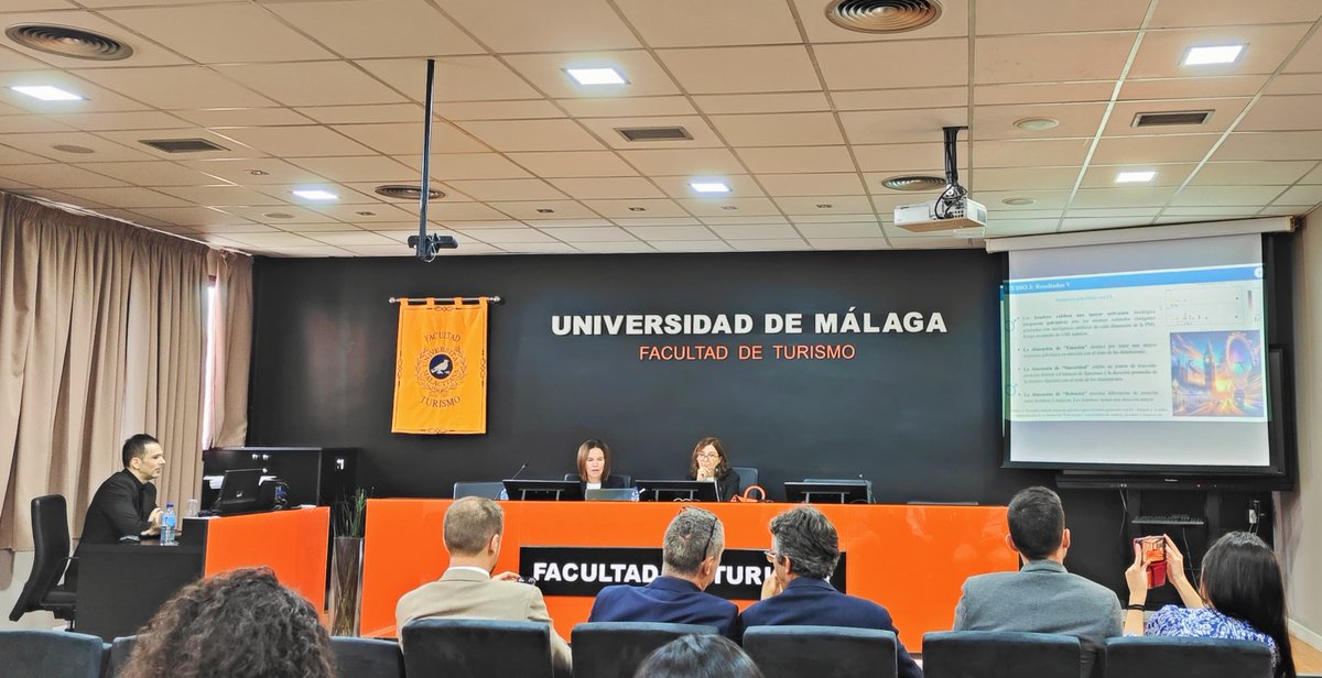 Víctor Calderón ha obtenido el grado de doctor con su tesis: “Análisis de los efectos de la personalidad y la experiencia de marca en la intención de visitar un destino turístico”.
Dirigida por <a href="/smolinillo/">Sebastián Molinillo</a> , <a href="/RafaelAnSan/">Rafael Anaya</a> , defendida en la <a href="/umaturismo/">Turismo_Uma</a>  de la <a href="/InfoUMA/">Universidad de Málaga</a> .
👏👏