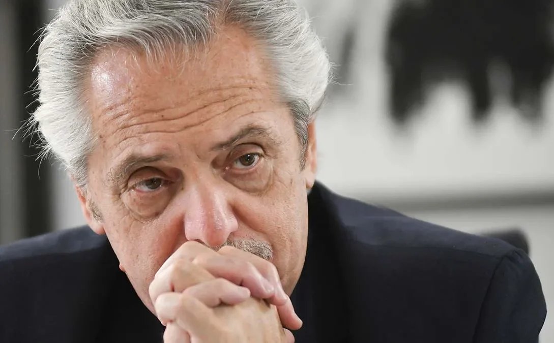 tv12misiones's tweet image. ➡️ Causa Seguros: Alberto Fernández declara en #ComodoroPy

#Misiones #noticias #AlbertoFernandez #CausaSeguros #Alberto #nacionales 

canal12misiones.com/noticias-de-mi…