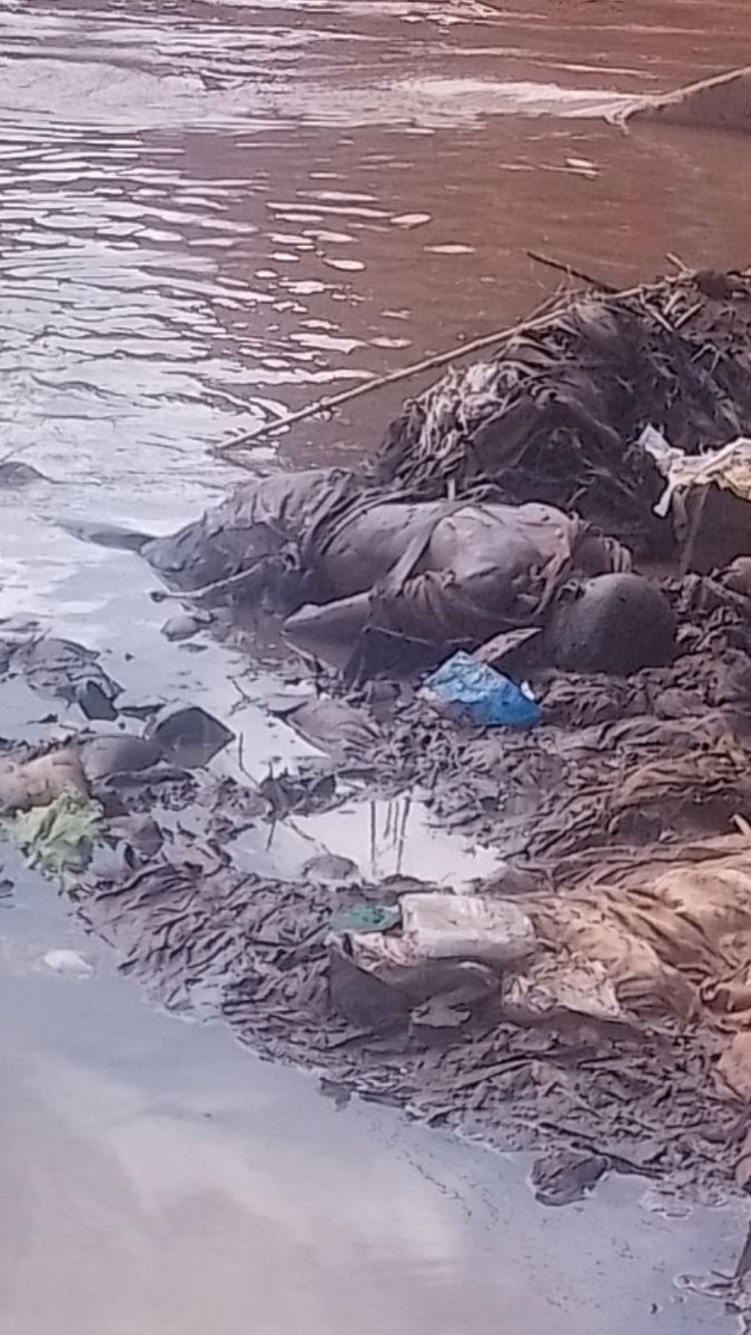 The darkest image I have seen on the internet today.

Let us make it an international trend. Kenya is not safe.

If this post appears on your TL type #RutoMustGo