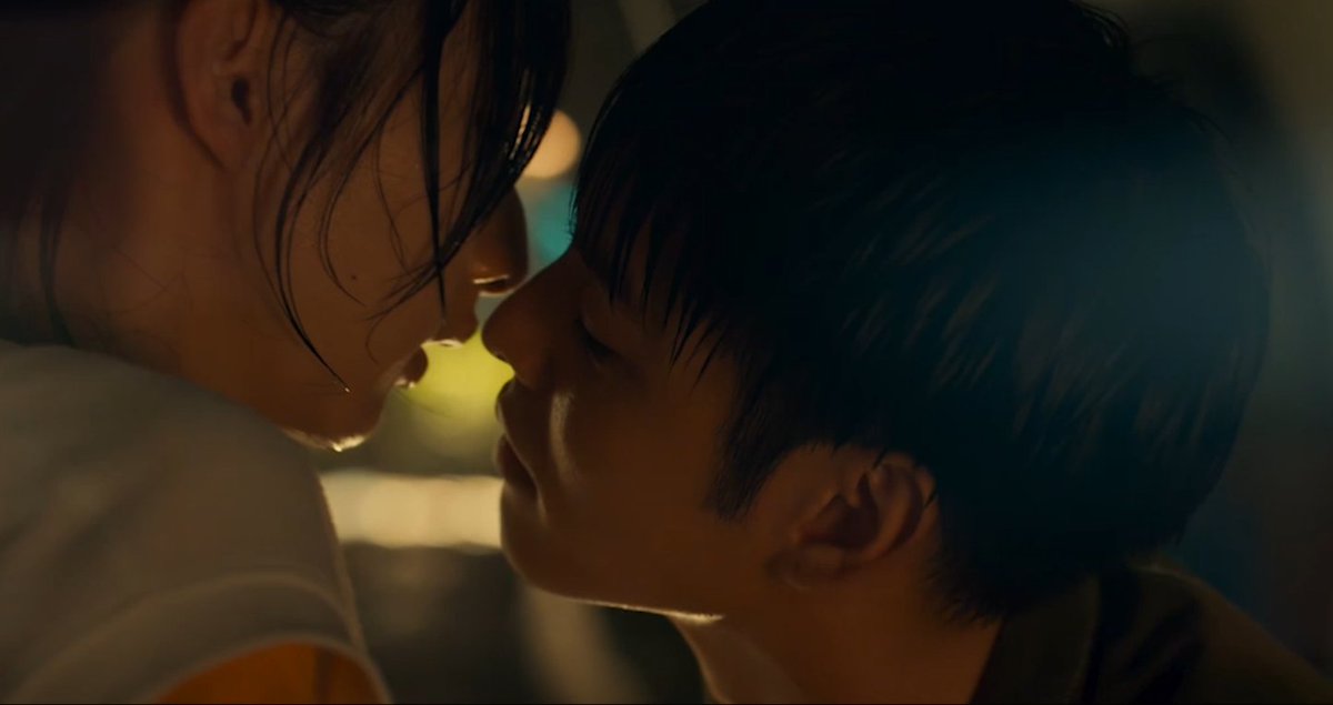 아 진짜 … ㅈㄴ 설레잖아.. 미쳤어.. 진짜 여레그!! 
#여름날의레몬그라스