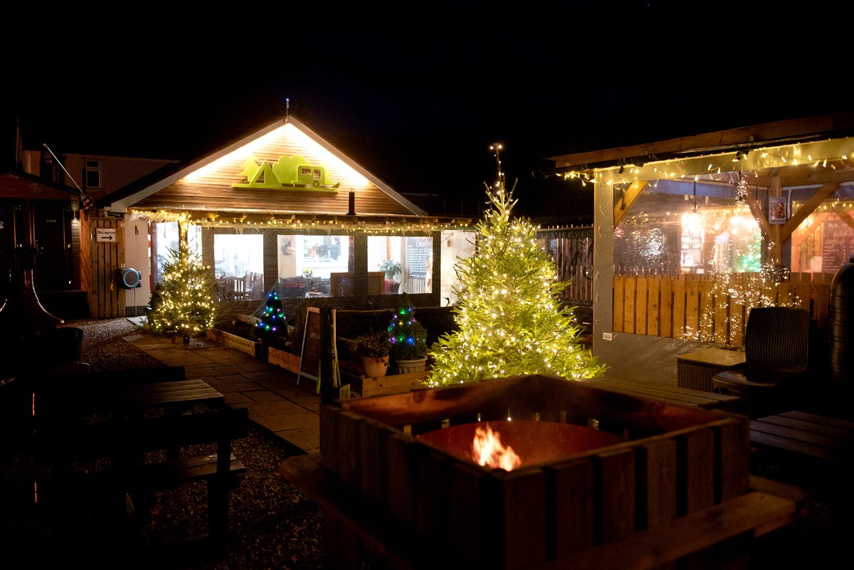 Adventure Awaits Year-Round with Premier Parks! 🏕️🌟

Why wait for summer? Some sites are open over Xmas and others all year, ready to welcome you no matter the season!

📸 Check out this seasonal snapshot of Back of Beyond Dorset

Book today! 🌲❤️
premierparks.outandaboutlive.co.uk/open-all-year-…