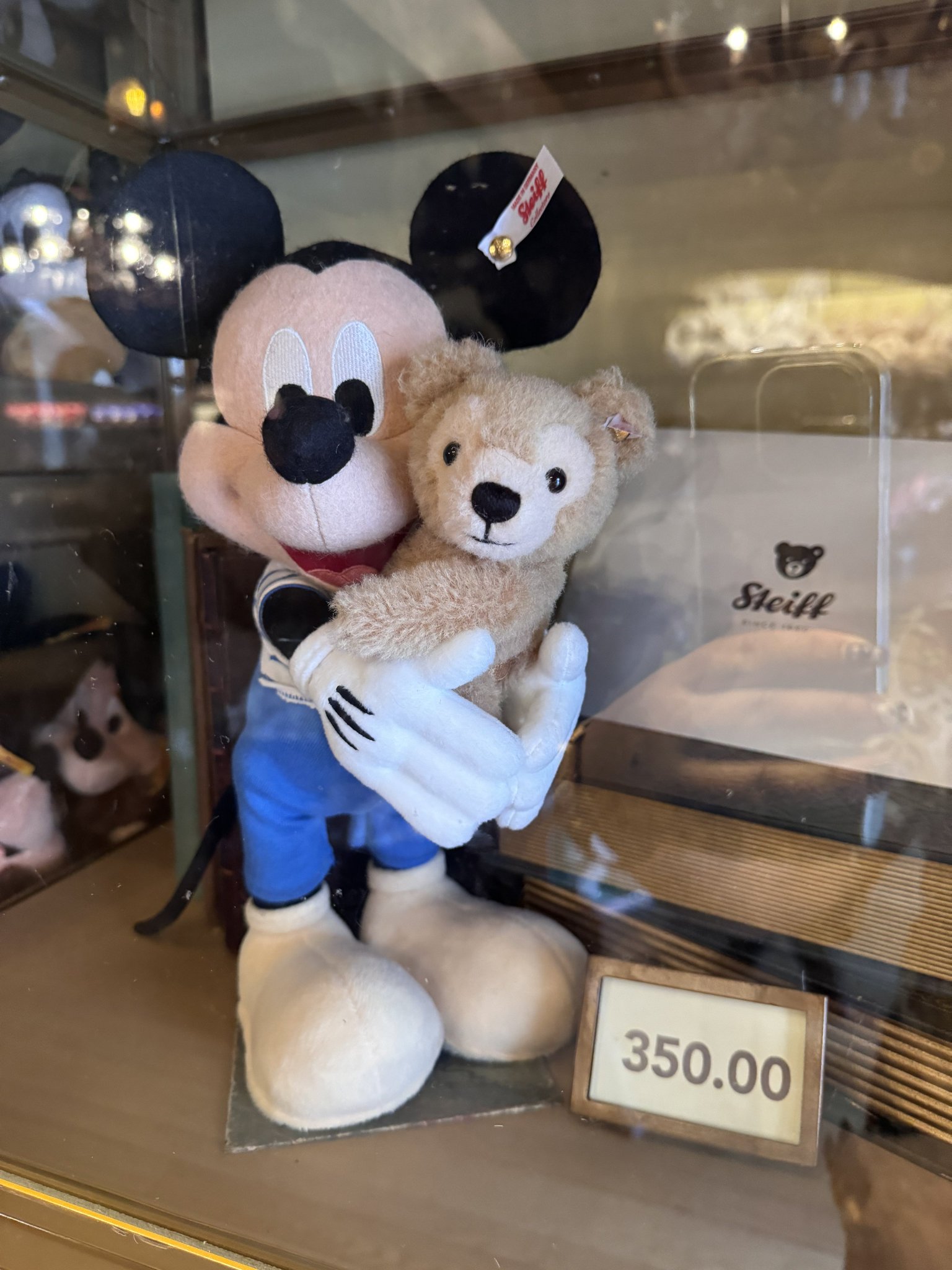 Disney - ★メープル★ GdY8rurbEAEOabs.jpg:large