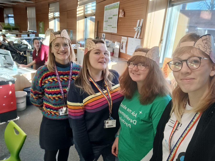 UEA Developmental Dynamics Lab (@ddpsyuea) on Twitter photo We had a brilliant day at the Children's Library in the <a href="/MillenniumLib/">Norfolk & Norwich Millennium Library</a> yesterday! So we're coming back this Saturday 7th December 10-3pm. We will be bringing 3 live research studies for children to help us with - suitable for those aged 2.5 - 11 years. Pop in & #GetInvolved We had a brilliant day at the Children's Library in the <a href="/MillenniumLib/">Norfolk & Norwich Millennium Library</a> yesterday! So we're coming back this Saturday 7th December 10-3pm. We will be bringing 3 live research studies for children to help us with - suitable for those aged 2.5 - 11 years. Pop in & #GetInvolved