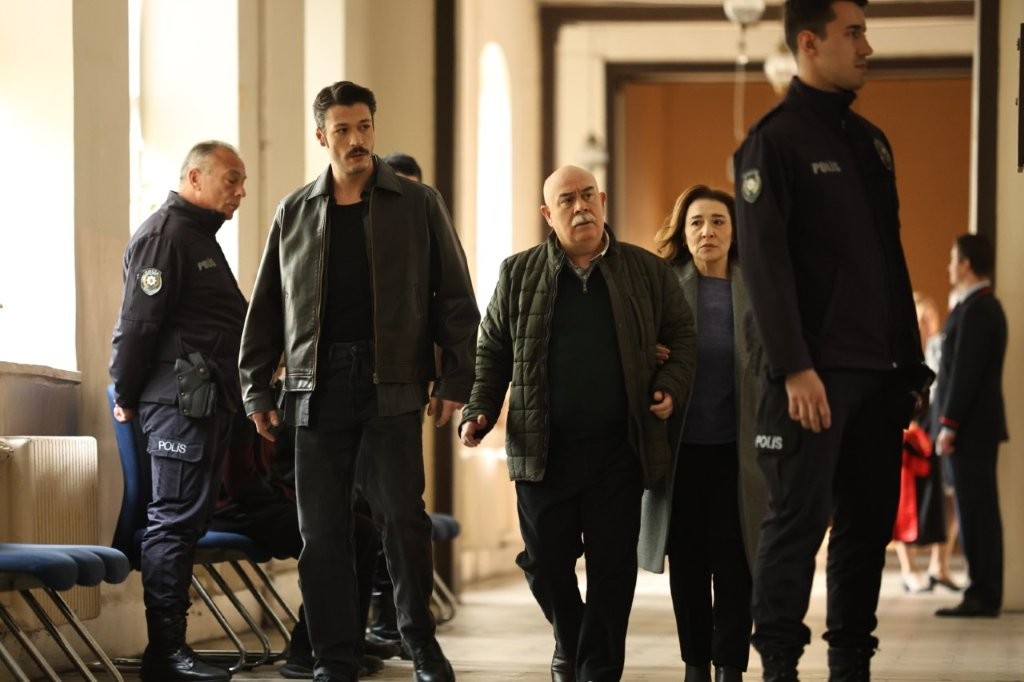 GdYA7fiWQAADWAg?format=jpg&name=medium