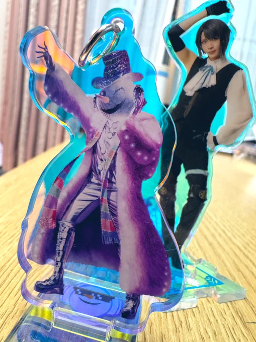 これは #どんな飲み物も素敵に演出してくれる乱舞祭の松井江 とアゲアゲDJフロスティちゃま