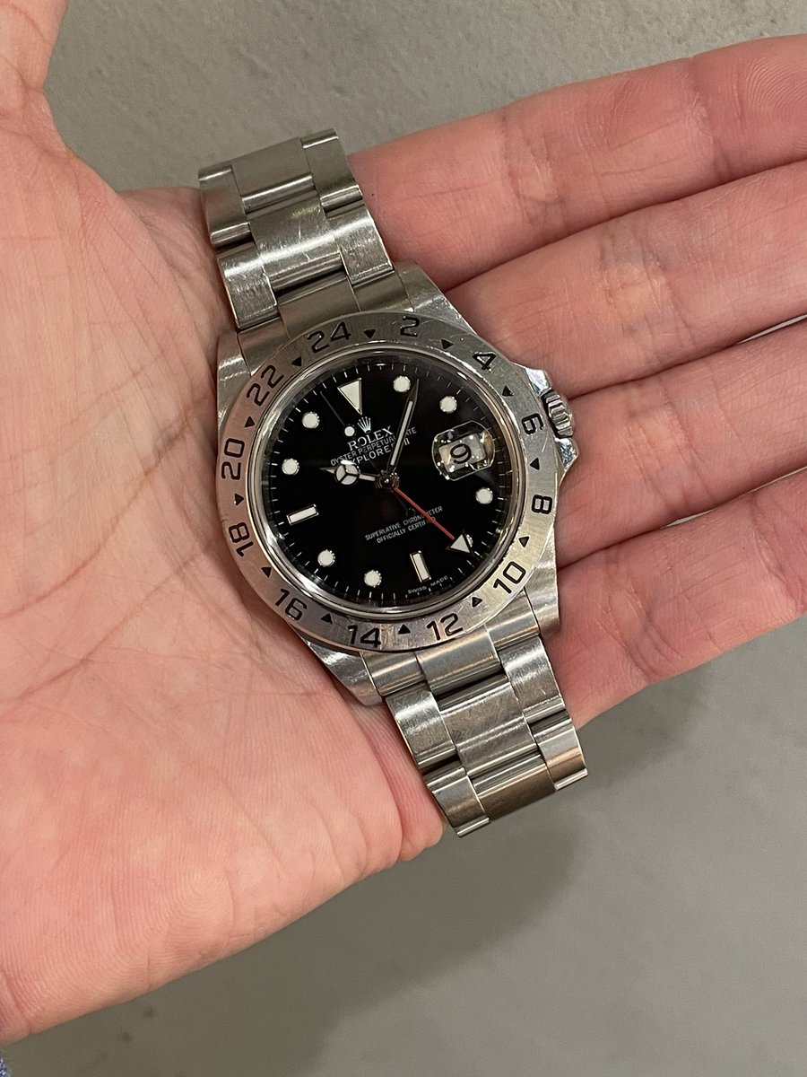 909_lab_nakano's tweet image. ROLEX 
EXPLORER Ⅱ
Ref.16570 ブラック
Ser.V04〜
2008年製
時計のみ
お問い合わせ
商品コード：257823

中野店限定の激安価格でございます！
競合店に負けない熱い1本となっています！

#ROLEX
#EXPLORER2
#ロレックス
#エクスプローラー2