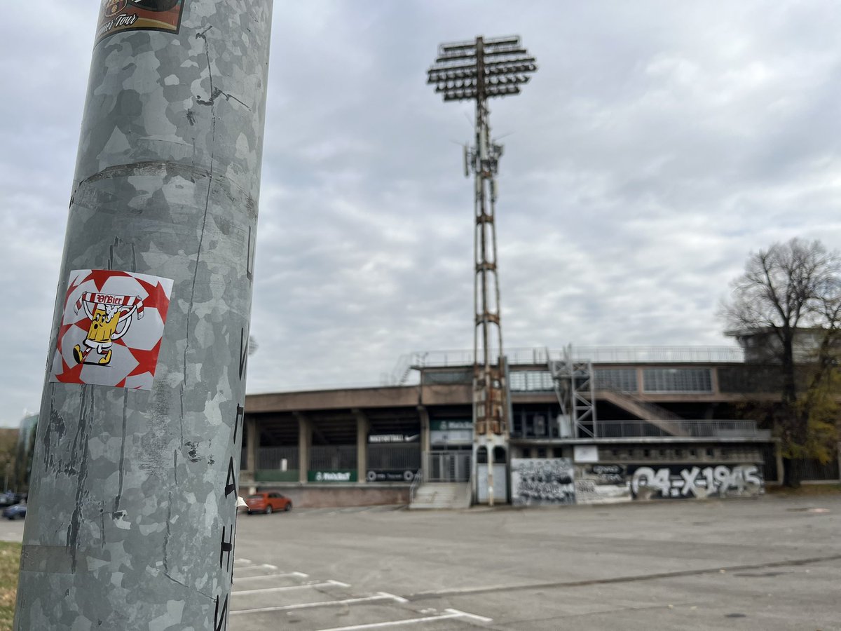 VfBier's tweet photo. #VfB #VfBier #StuttgartInternational #Belgrad https://t.co/1Y4NuppD71