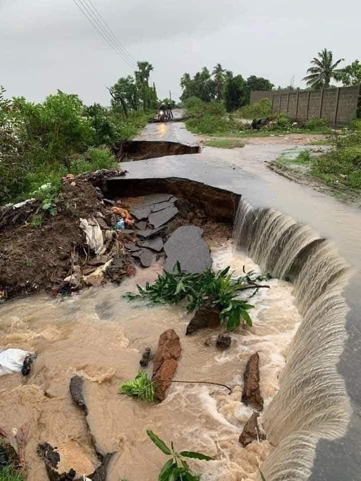 jinath's tweet image. Be careful all 🙏🏽
#lka