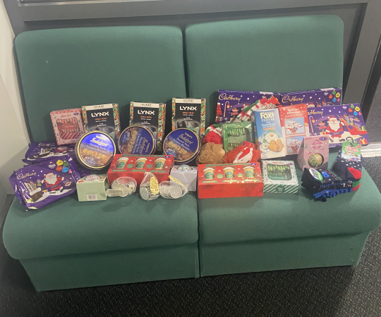 TheHubSchoolER's tweet photo. Thank you to @StonemereTech
for your kind donations towards the Christmas hampers. If anyone else would like to donate, please drop off at The Hub Anlaby, reception 🎅 https://t.co/g5DdYJCnMT