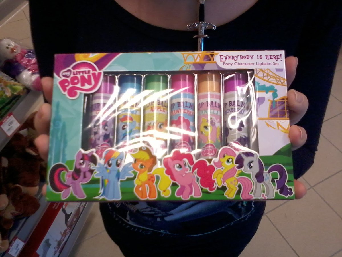 The most splendid My Little Pony lip balm set is released. (2013)