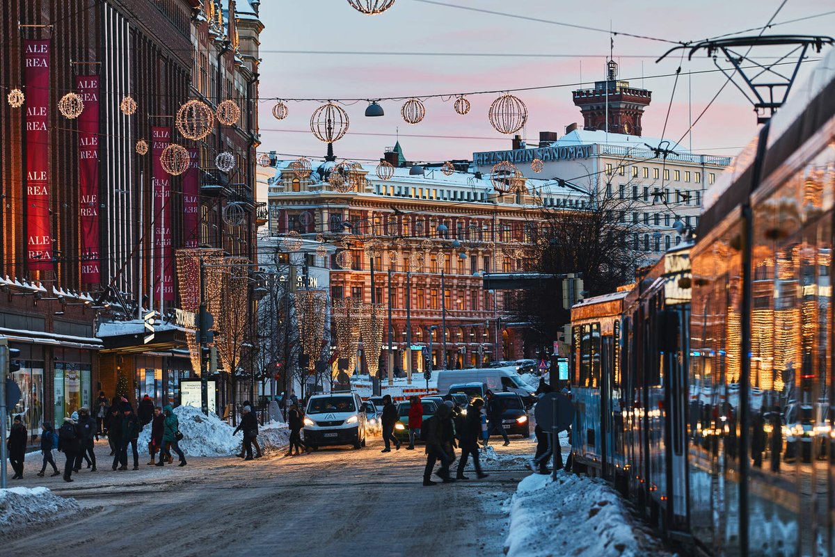 Kaupunkilaisille ja yrityksille suunnattujen kyselyjen avulla on kerätty arvokasta tietoa ydinkeskustan kehittämisen tueksi. 

Yrityksille kohdennetun kyselyn ja työpajan annin pohjalta on listattu jatkotyöstettäväksi viisi teemaa. Lue lisää: hel.fi/fi/uutiset/kys… #elinvoima