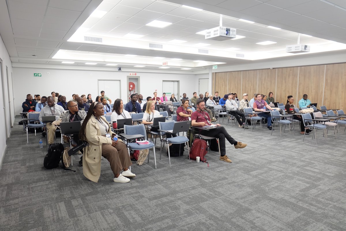 Today we start our Research day, we are now over 100 scientists in CERI and the first of three days, focus on workshops for postgraduate students and post-docs. So we start with media engagement. One of the main messages is that we need more women voices in media &amp; social media