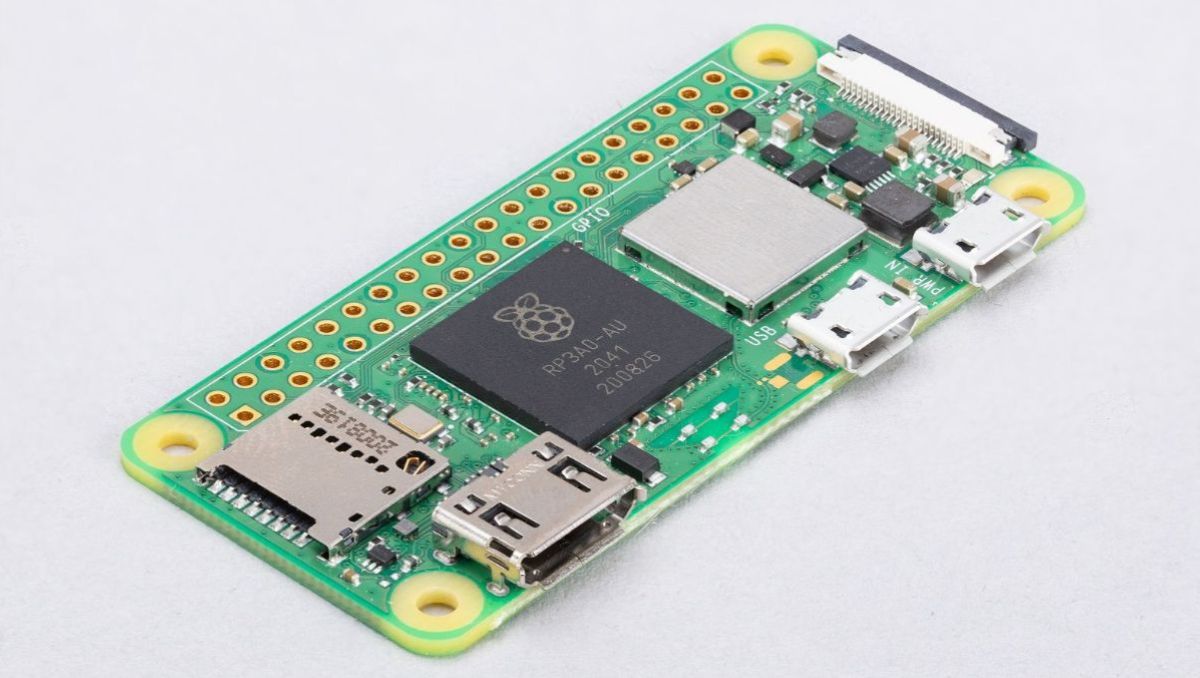 RaspberryPidk's tweet image. Two things: Black Week Deals and CM5 launch today! - mailchi.mp/raspberrypi/ny…