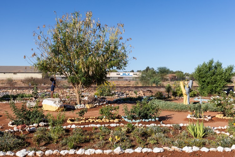GroundUp (@groundup_news) on Twitter photo In photos: turning rubbish dumps into gardens in Upington
“It is the love of nature that keeps us going”
Read groundup.org.za/article/in-pho… by Liezl Human. Photos: <a href="/AshrafRSA/">Ashraf Hendricks</a> In photos: turning rubbish dumps into gardens in Upington
“It is the love of nature that keeps us going”
Read groundup.org.za/article/in-pho… by Liezl Human. Photos: <a href="/AshrafRSA/">Ashraf Hendricks</a>