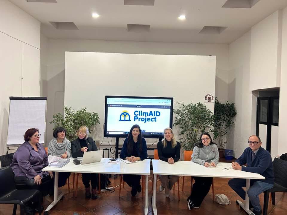 ClimaidProject's tweet photo. #ClimAidProject in Rome. 25-26 November 2024
👥During the meeting the partners were concentrated on the European project promotion, impact and sustainability (information brochures on heritage and climate sustainability, travel brochures…) and the final conference in Spain. https://t.co/XOgYeg4el9