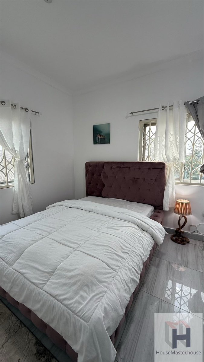 Fully Furnished, Serviced 3 Bedroom Private Compound Available For Rent In Spintex. 
Minimum Rental Duration: 1 Month
Asking Rent: $2,500/month 

For viewings and further details kindly DM, Call or WhatsApp 
☎️+233243856807