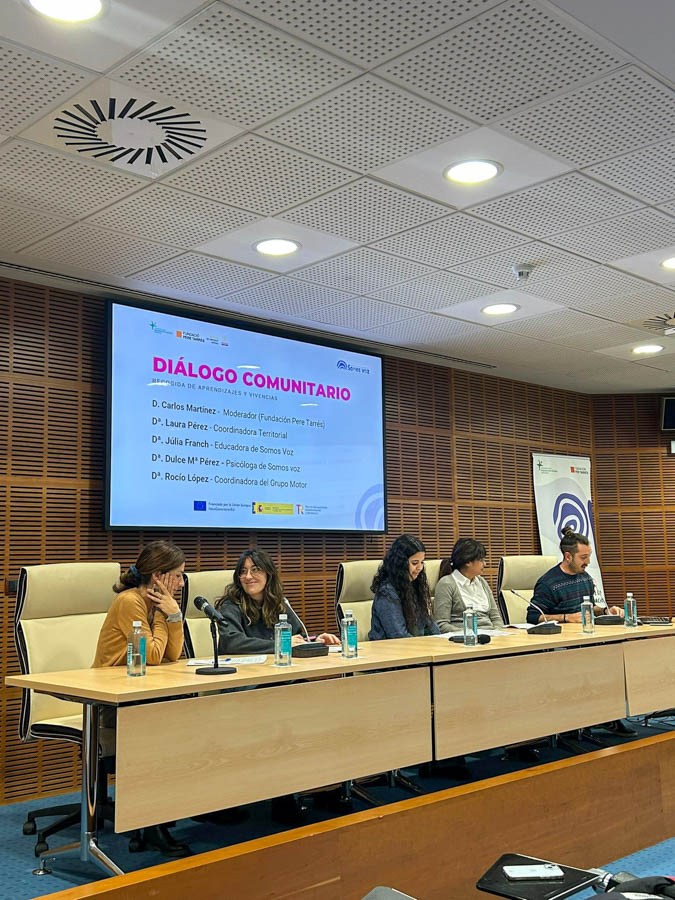 FdMA_FdMA's tweet photo. Ayer, la #FdMA participó en la presentación de resultados del proyecto Somos Voz en Madrid. Se presentaron resultados y su impacto en la prevención de la institucionalización infantil, y se compartieron experiencias. El evento cerró con una mesa de diálogo comunitaria👇#Confía https://t.co/KYx2RPUpDh