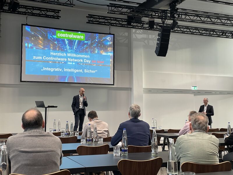 ControlwareDE's tweet photo. Der  #Controlware #NetworkDay on Tour im Bergson in #München kann losgehen!

➡️https://t.co/JO45plbo7W https://t.co/rUTHwDafZ6