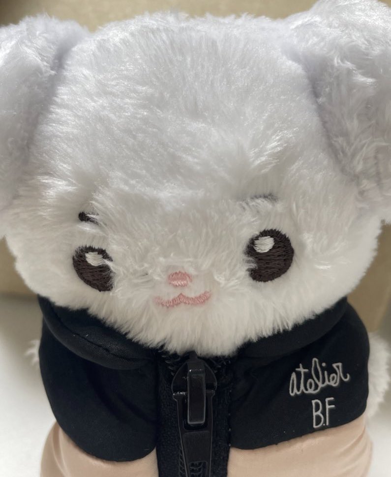 땅뭉이도 패딩입엇어요
상원님도 패딩입고(사진)