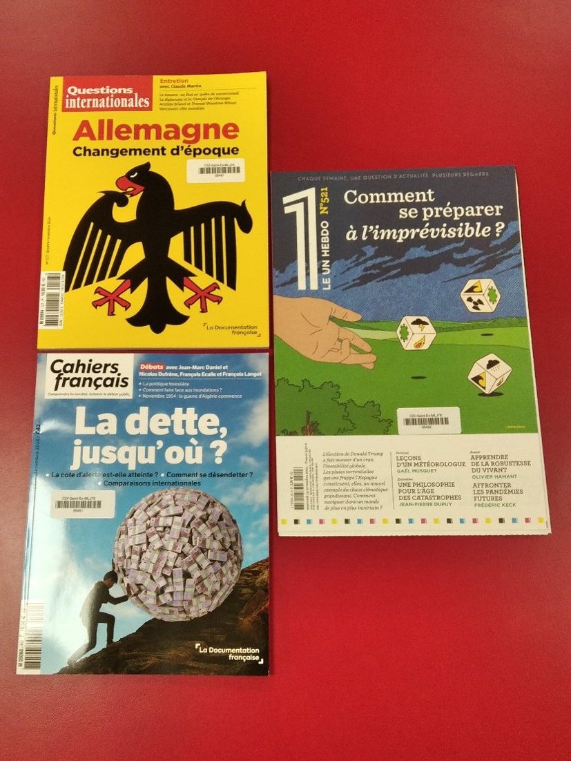A lire au CDI 📰#presse 
👉Questions internationales N°127
👉Le 1 N°521
👉Cahiers Français N°442