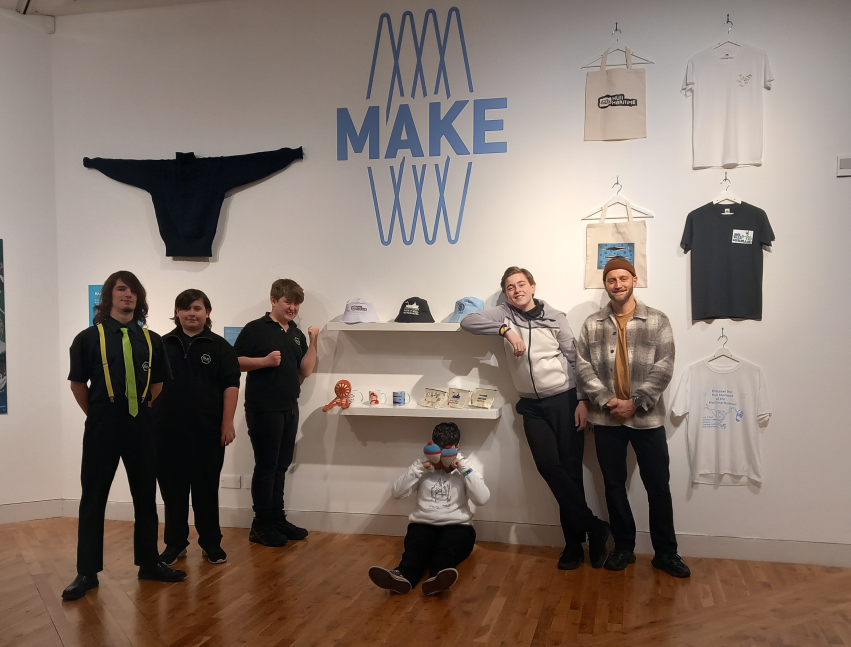 TheHubSchoolER's tweet photo. Our Young Maritime creatives visited The Ferens today to see their work on display, it looks amazing! Ollie @friendsonevery  popped to say hi! Thank you for your support with our project and well done to our creatives! Work is displayed until 26th Jan, pop along and see! https://t.co/AVVI1p57BX