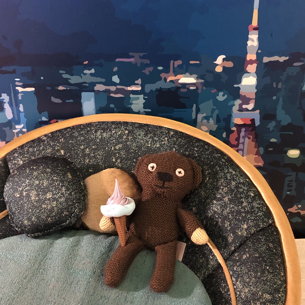 KatieMouse32's tweet photo. めちゃめちゃ今更報告だけど、ピンクフロイドのプラネタリウムさいこうでした。２回見に行っちゃった https://t.co/oOYOr7N7tJ