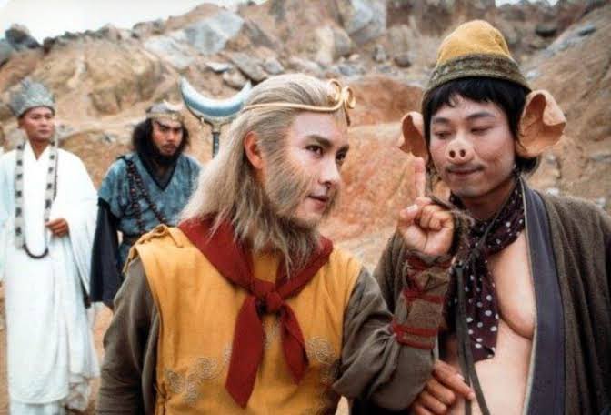 SomChutikan's tweet image. ขอโหวตไซอิ๋ว 1996 จนถึงทุกวันนี้ยังไม่มีลิงคนไหนล้มล้างเวอร์ชั่น1996ได้ เคยย้อนกลับมาดูตอนโตก็ยังสนุกอยู่ ขอบคุณที่ทำให้ชีวิตวัยเด็กของฉันมีความทรงจำดีๆ5555