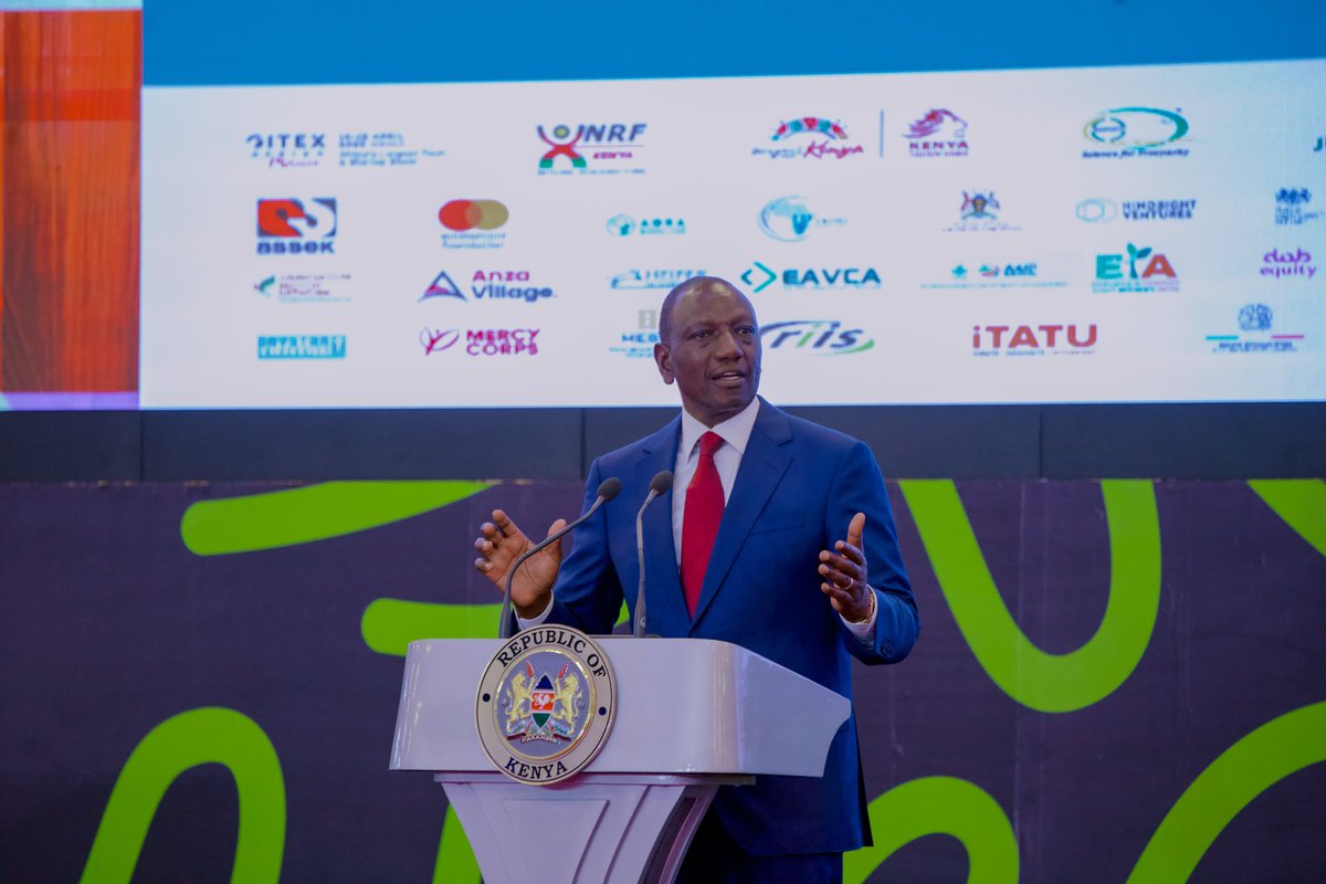 KenyaInnovWeek's tweet photo. In the opening ceremony, the President of Kenya, HE @WilliamsRuto, acknowledged that innovation is the driver for sustainable development. 

#KIW2024 #KIWAfricaEdition #AfricaInnovation https://t.co/iUpNHj0lxP