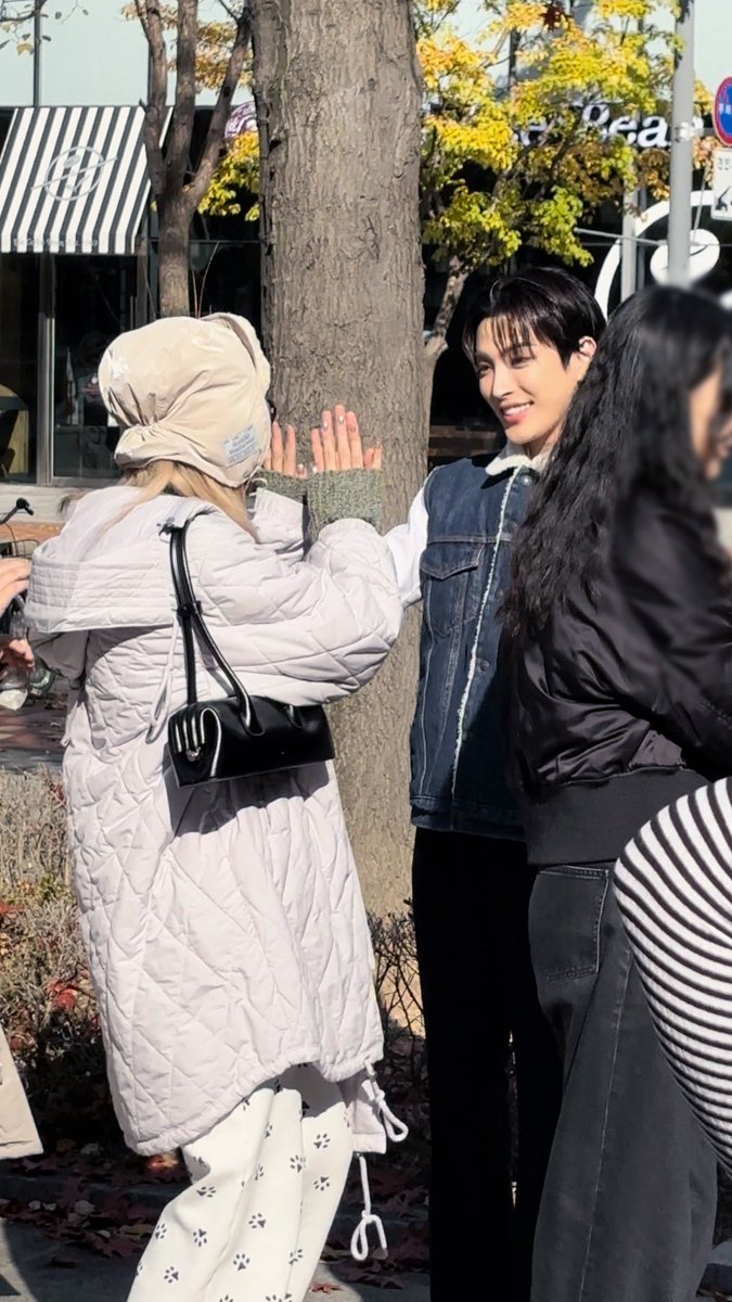 cloudlike_cho's tweet image. 🩰🦷

see u guys in euro next time