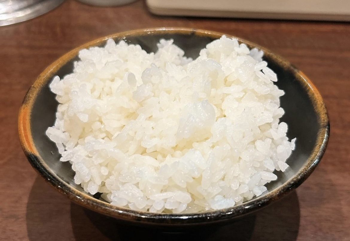 yumeroad_7's tweet photo. 麺屋めんりゅう

らーめん
半ライス https://t.co/mQGNlAW3ZB