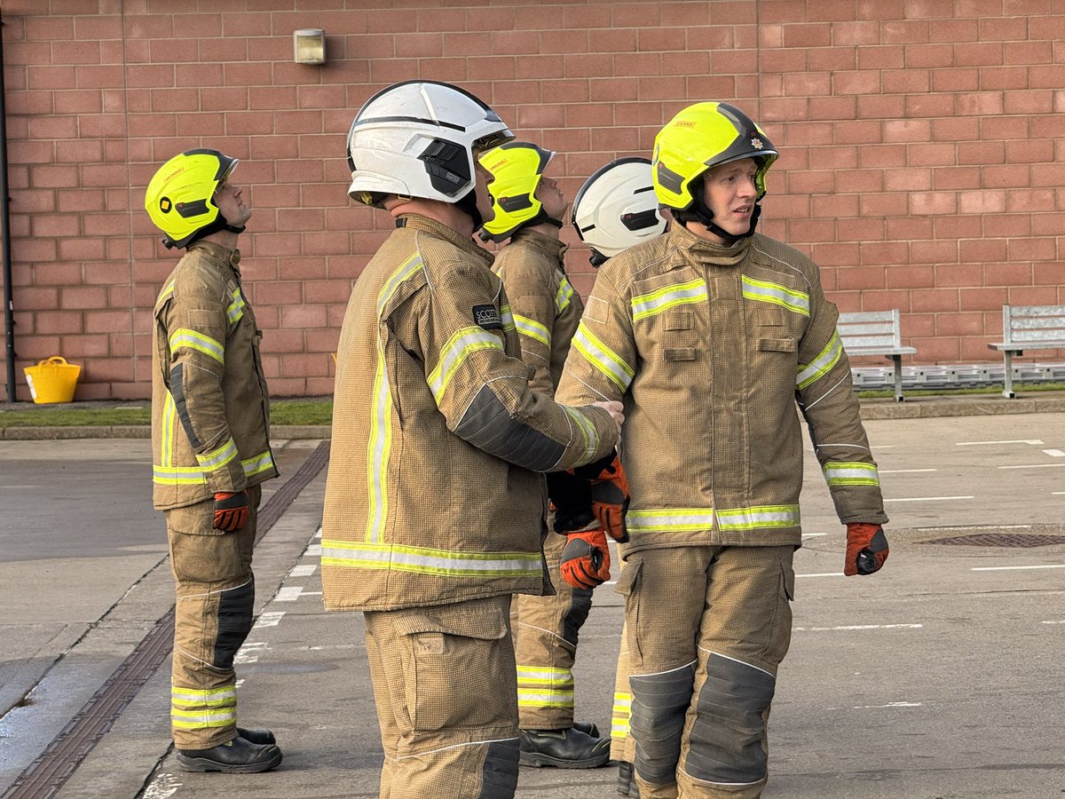 SFRS trainee firefighters, course T2/2024 are carrying out a ladder climb in aid of The Fire Fighters Charity and Family Support Trust. Each squad will climb the equivalent height of 3 mountains in Scotland, Ben Nevis, Ben Macdui and Buachaille Etive Mor
peoplesfundraising.com/fundraising/sf…