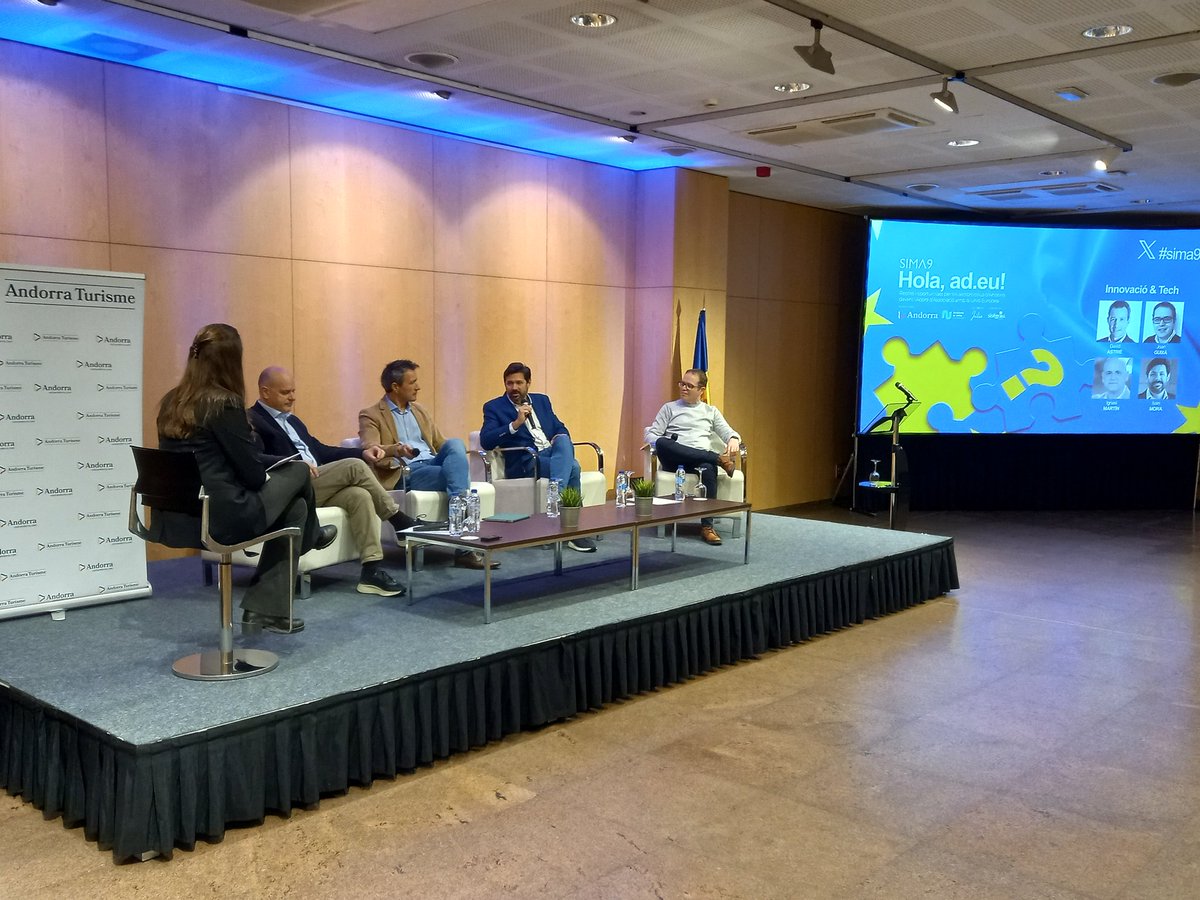 ⚡El gerent de #FEDASolucions @MoraLlesuy explica quins són els reptes i oportunitats d'un acord amb la #UE per a un sector clau com el de l'#energia en la taula que obre el #SIMA9. #FEDAsuma
Amb <a href="/dastrie/">david astrié</a>, <a href="/jguixa/">Joan Guixà</a> i <a href="/ignasi_martin/">Ignasi Martín</a>.