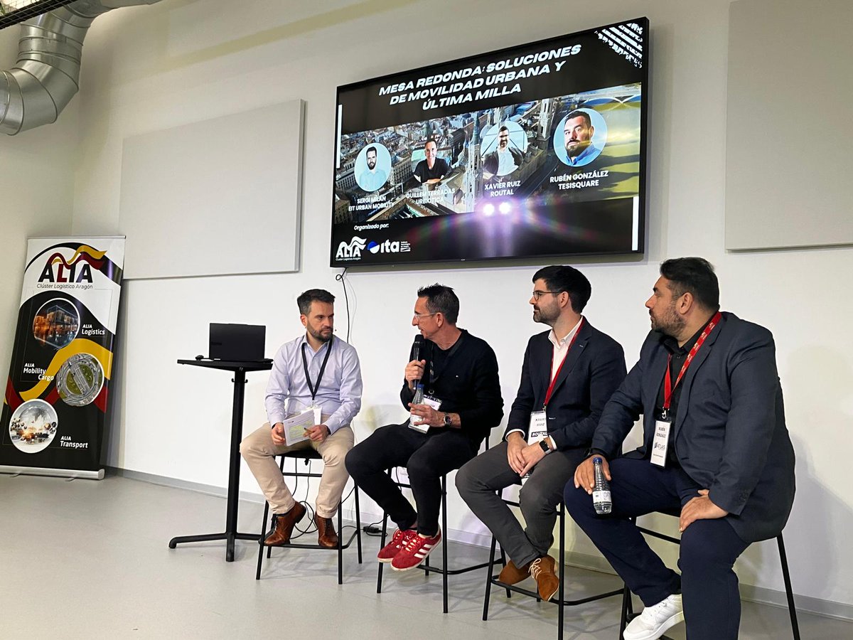 🌍 Yesterday, our Area Manager, Guillem Terradas, joined a roundtable at the ALIA Living Lab (ITA). 🚛✨

👏 Thanks to the organizers and attendees for the opportunity to advance urban mobility and last-mile solutions. 🛴📦

📸 Take a look! 🚀 #Innovation