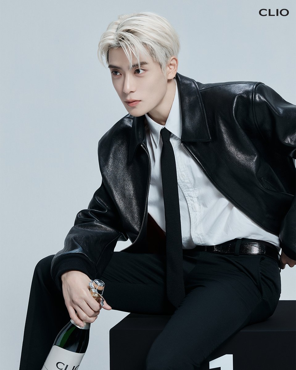 THE WINNERS 🏆
CLIO X NCT JAEHYUN 

NCT 재현의 새로운 화보컷과
올리브영 어워즈 5년 연속 수상의 축복이 동시에 !!

정클료 너무 보고 싶었어…🖤🍑

📣 타고난 듯 매끈한 고급결, 킬 커버 디 오리지널 쿠션
 [톤업 프라이머 증정 기획세트]
12/1부터 올리브영에서 30% 할인!

#클리오 #CLIO