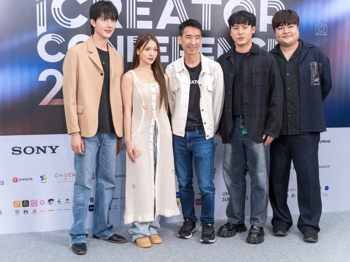 iAmKung48's tweet photo. ฮูพ ~ 💖
🗓️ 2024-11-26 📍Bitec
#HoopBNK48 #BNK48
#iCreator2024 #iCreatorConference https://t.co/8jgo89sk7O