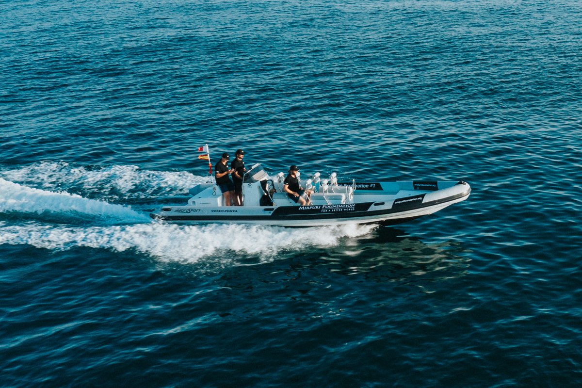 mirpuri_org's tweet photo. New expedition focused on studying orca populations and their interactions with vessels.
Read here: https://t.co/x5q5HhEV9R

#MirpuriFoundation #MarineConservation

📸Ricardo Nascimento, Thomas Sapin, Leslie Sharpe https://t.co/ohbNCTkcoT