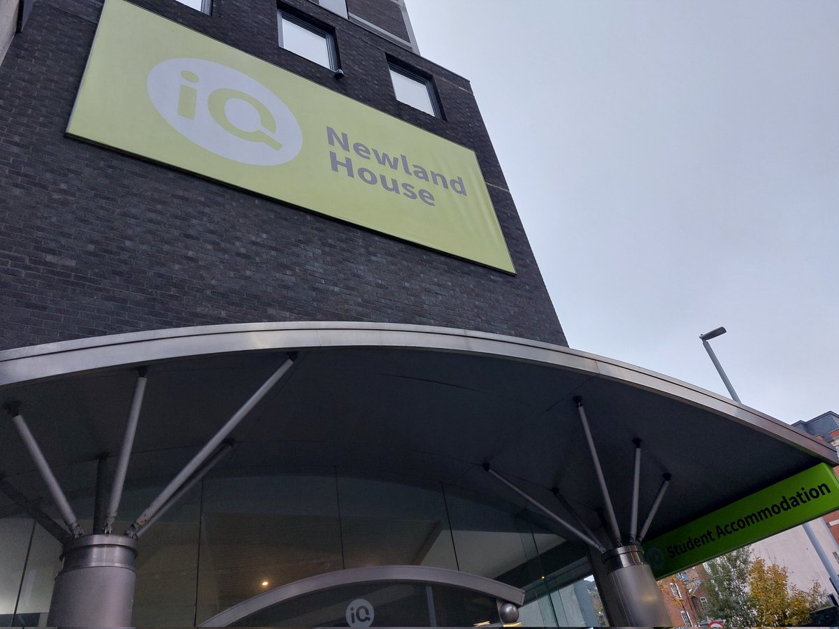 CraigCooperNFRS's tweet photo. I'm at the IQ Exchange building this morning giving out fire safety advice. This is the final visit I have carried out at Nottingmham IQ student accommodations this month. I also visited Newland House &amp; Newton House #CreatingSaferCommunities https://t.co/tAlHIlysjK