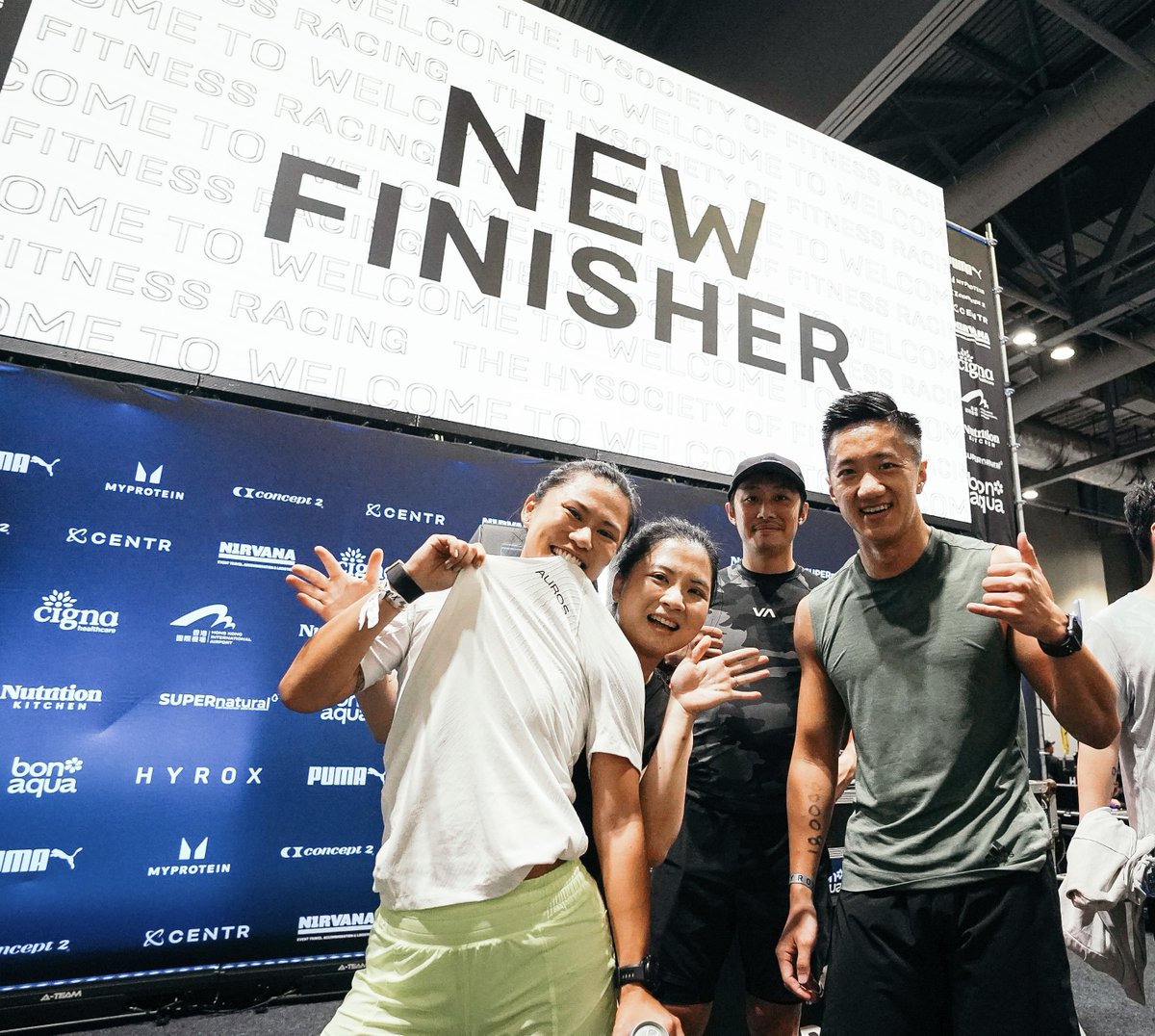 Auros_global's tweet photo. What a weekend for the Auros team at #HYROX! 💪 We tackled 8 km of running and 8 functional workouts, finishing strong in the Corporate Relay.

In the lead-up, we trained and ran together early in the mornings. Huge shout-out to the team for their grit and resilience! 🌟

#TeamAuros
