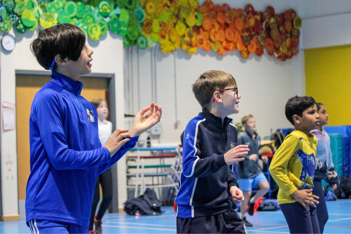 Bad weather? No problem! When you're ready for action, nothing can stop you from chasing that Morning Mile glow! Today our runners achieved that fizzy feeling with an energising indoor HIIT led by our high spirited PE team. 
#lgjs_junior #lgs_junior